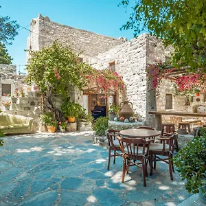 Ha La Bed & Breakfast