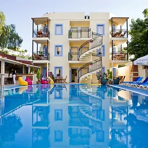Merve Apartments, Your From In Bodrum, Street Cats Frequent The Property, Not Have Balconies , Ground Floor Have Terrace With Table And Chairs Bodrum